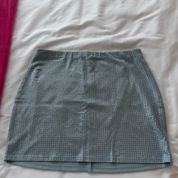 Good American Winter Sky Blue Crystal Embellished Tank & Mini Skirt Set - Large - Picture 6 of 9